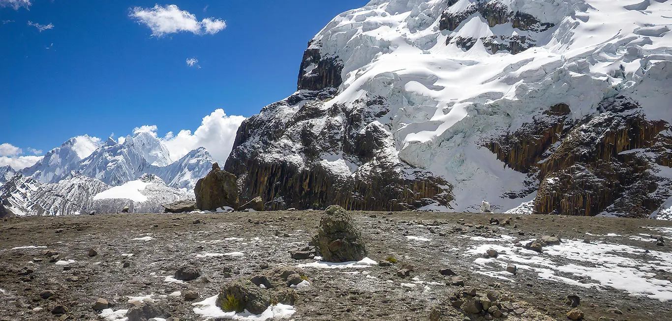 Paso Cuyoc – Punto más Alto del Trek Paso Cuyoc de 5000 metros durante el trekking Huayhuash