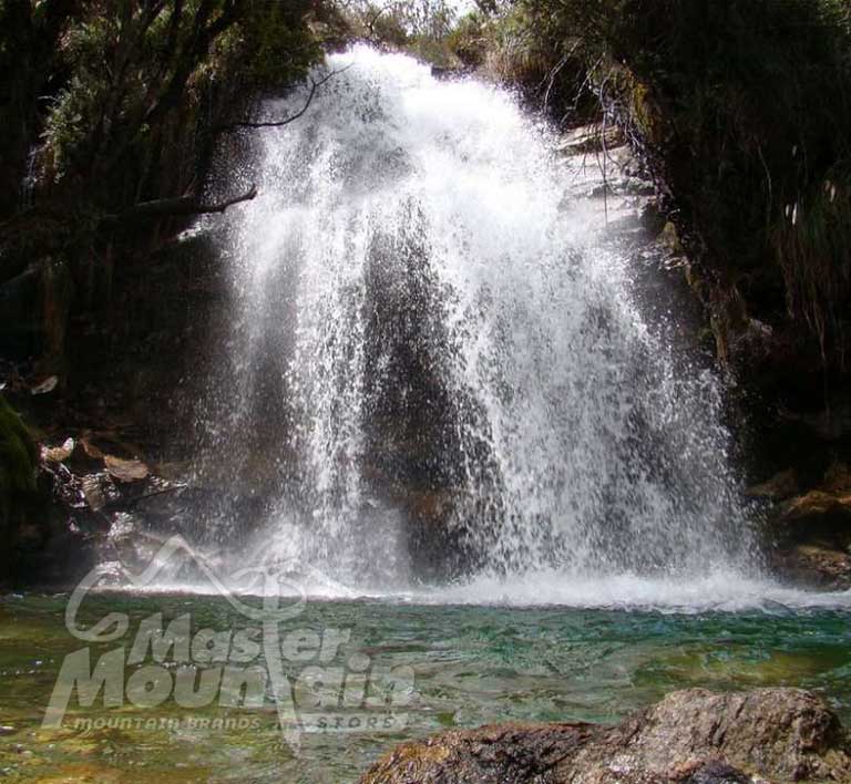 Cascada Yurac Yacu | Viaje de Promoción Huaraz Especial 5D/4N - Master Mountain