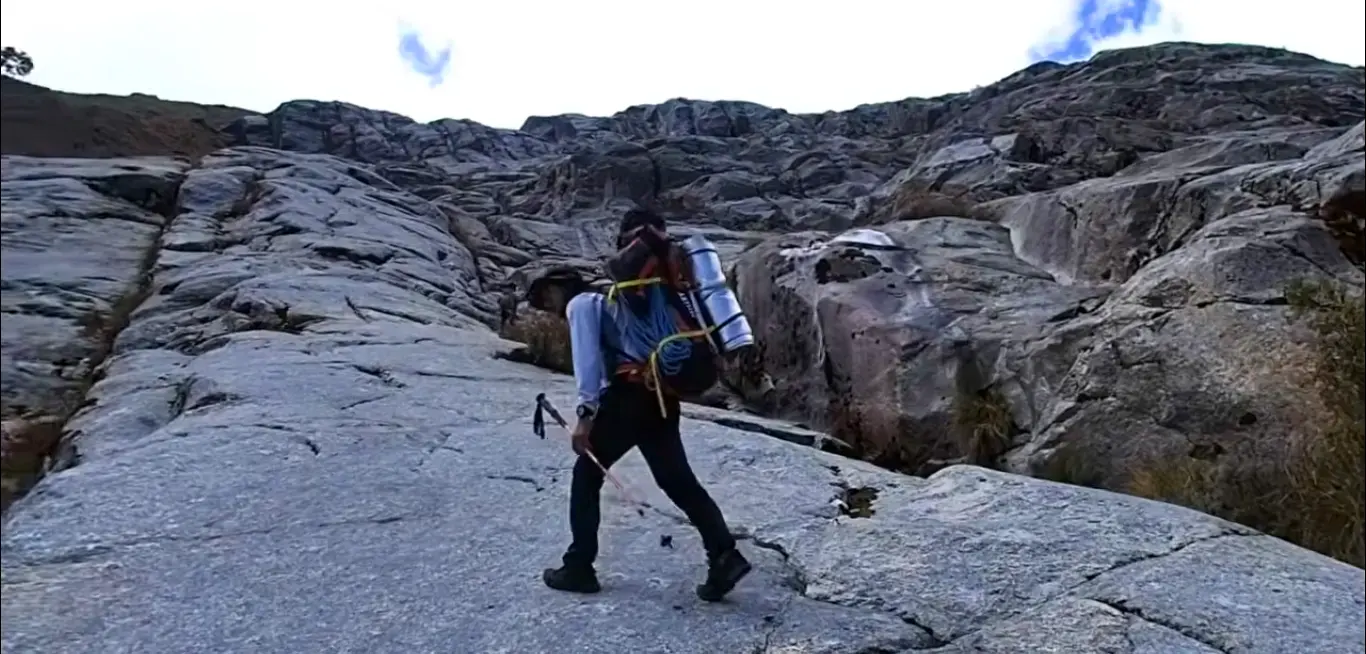 Ascenso al Campamento Morrena del Nevado Huascarán