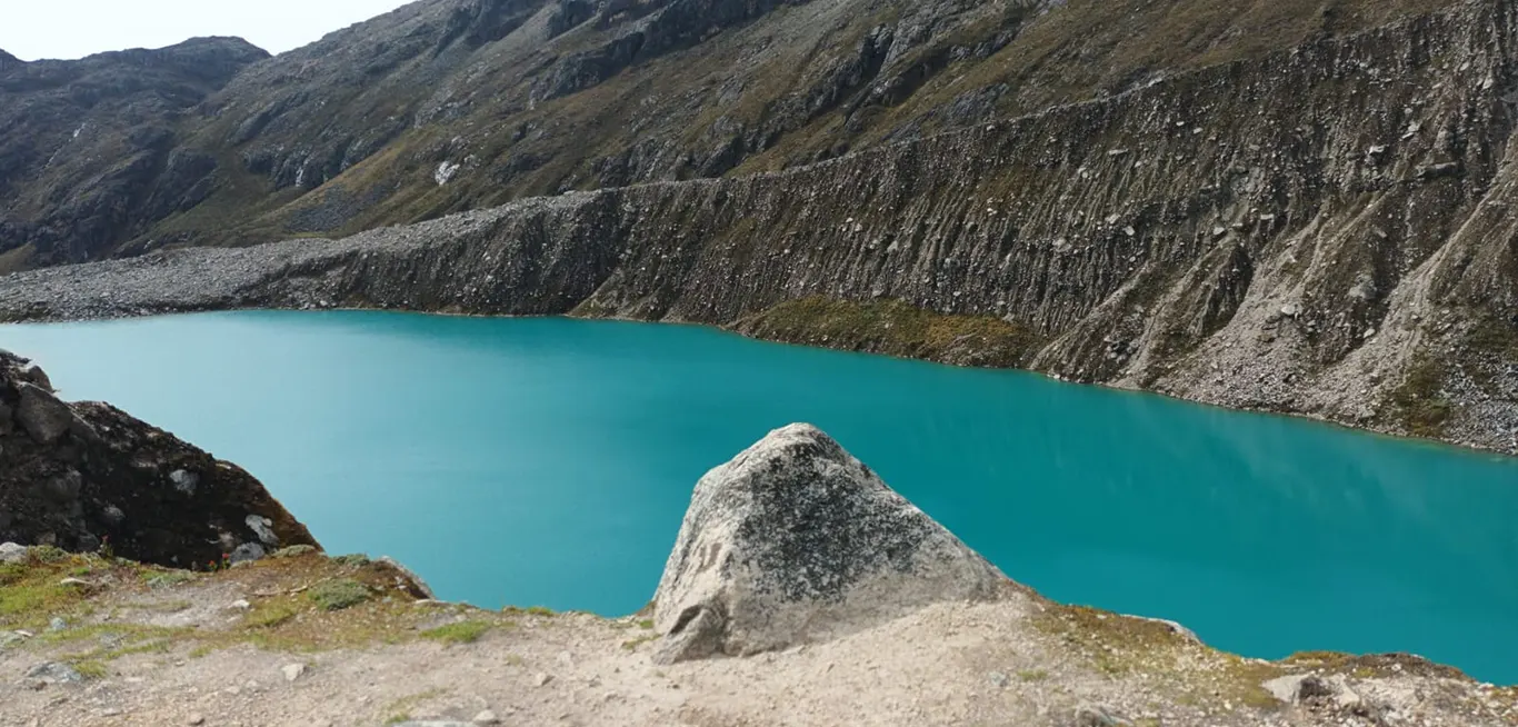 Laguna Cancaracá durante el retorno del tour diario Nevado Mateo