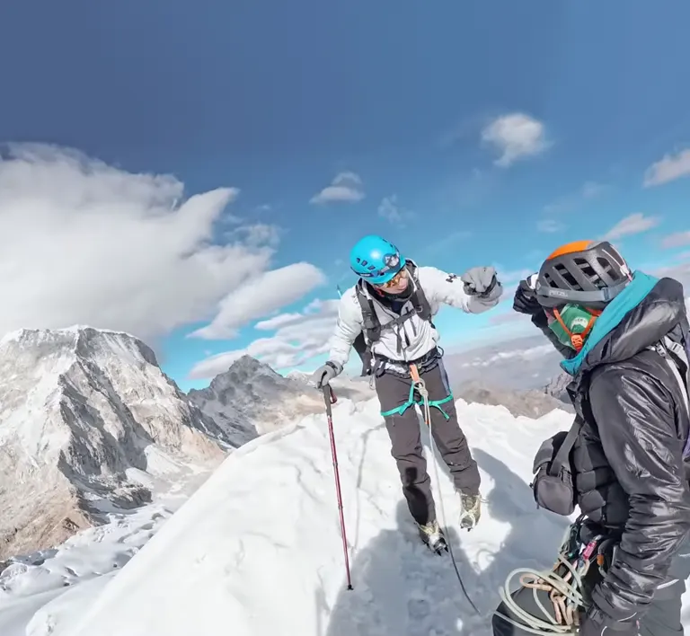 cumbre nevado ishinca escalada tecnica huaraz