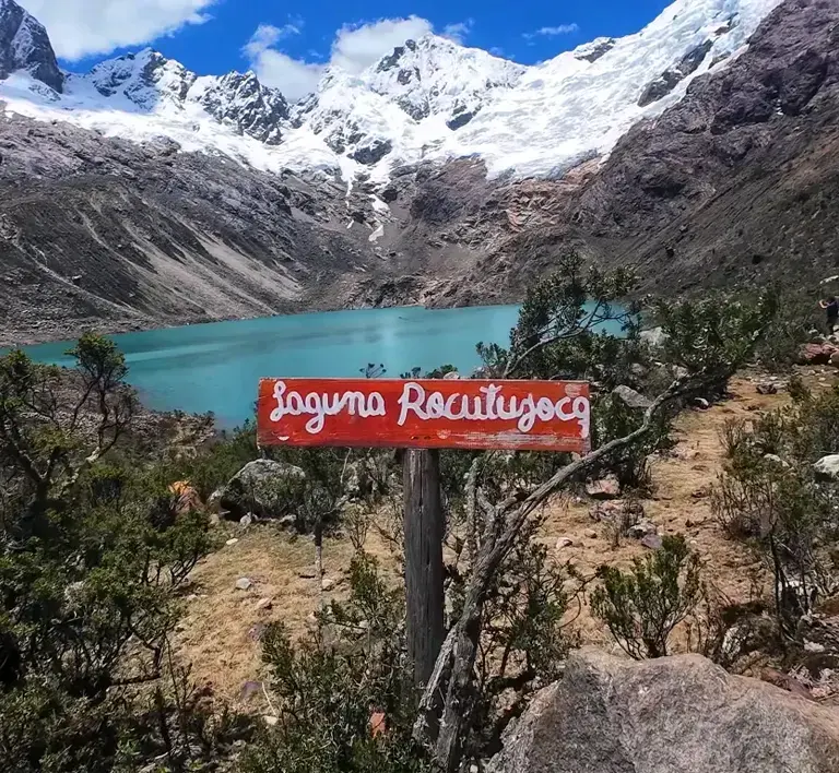 laguna rocotuyoc tour diario huaraz